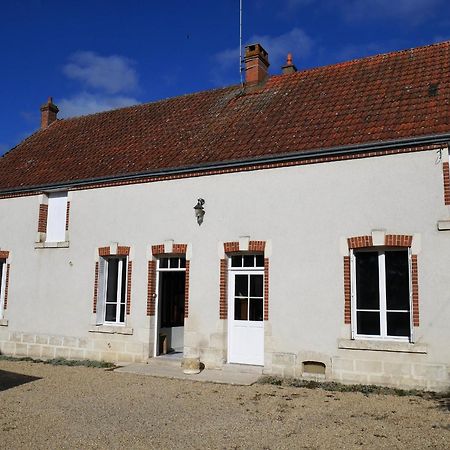 Gite Champetre A Mareau-Aux-Pres: Terrasse, Jardin, Et Confort Pour 6 Personnes - Fr-1-590-140 Eksteriør bilde