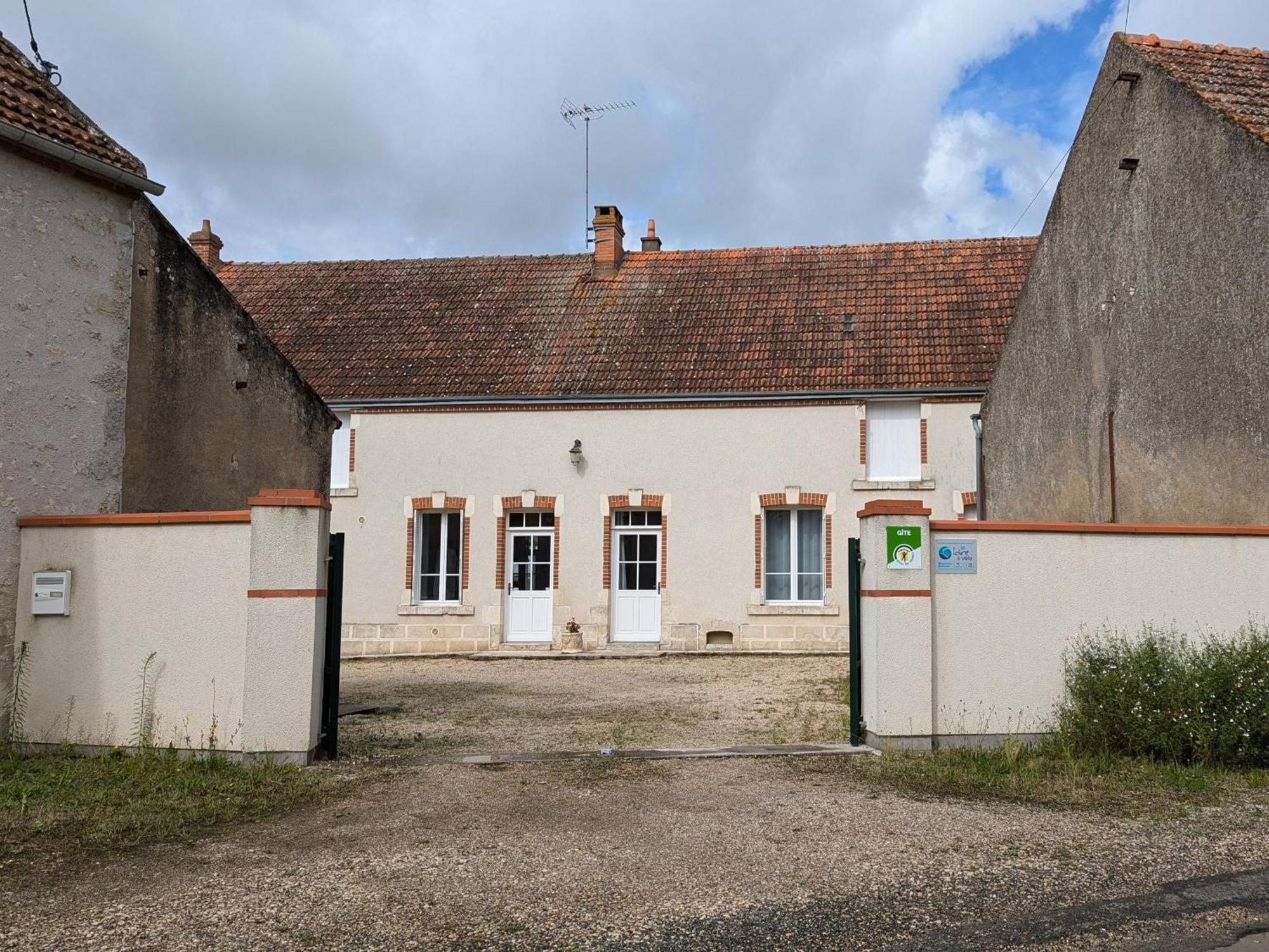 Gite Champetre A Mareau-Aux-Pres: Terrasse, Jardin, Et Confort Pour 6 Personnes - Fr-1-590-140 Eksteriør bilde