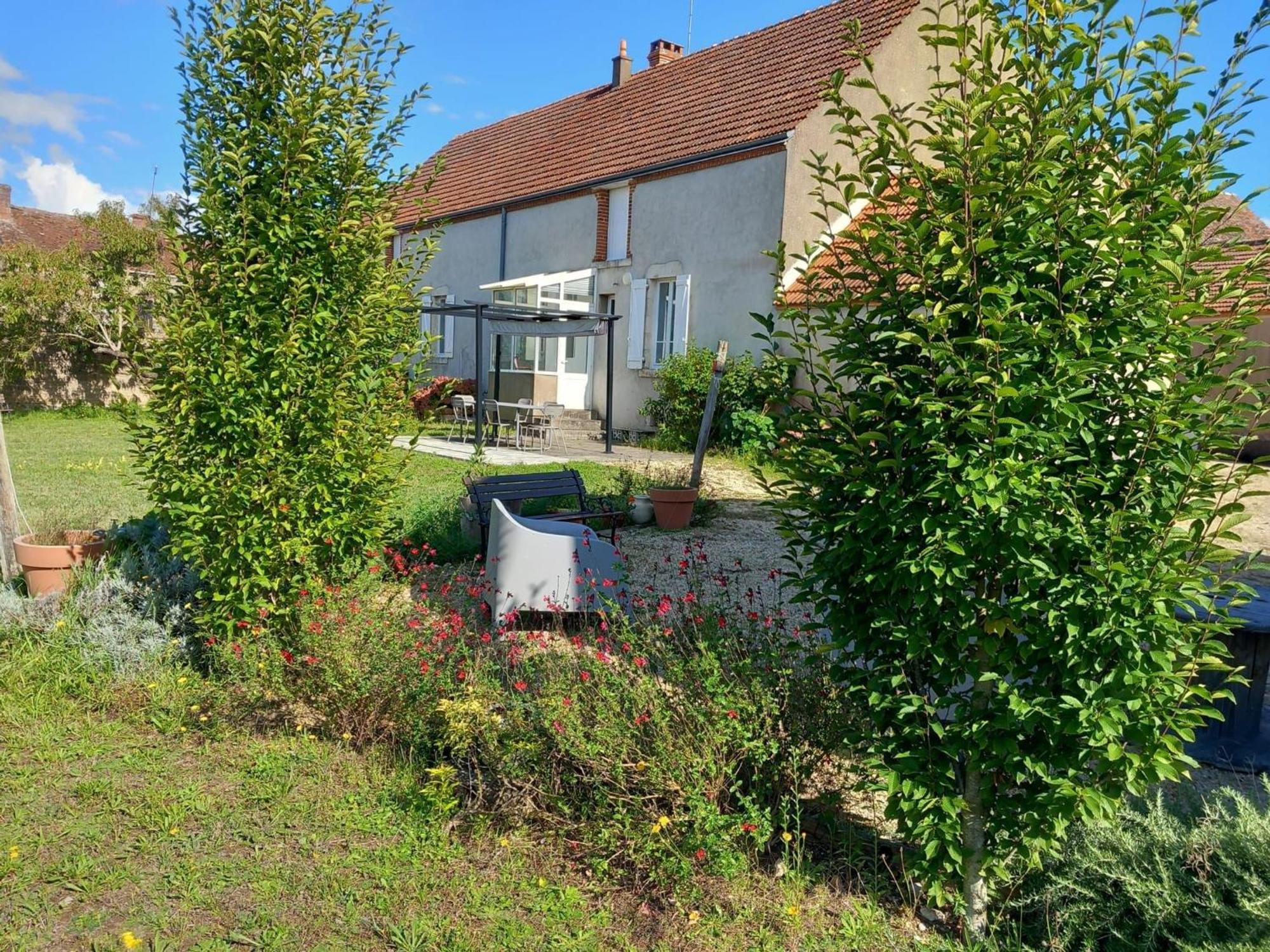 Gite Champetre A Mareau-Aux-Pres: Terrasse, Jardin, Et Confort Pour 6 Personnes - Fr-1-590-140 Eksteriør bilde